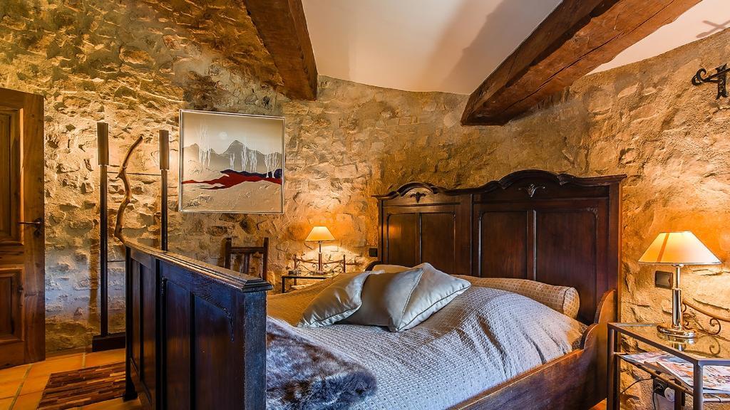 Bed and Breakfast La Tour D'Enguernes Montmeyan Zimmer foto