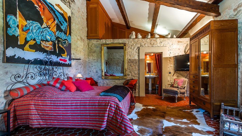 Bed and Breakfast La Tour D'Enguernes Montmeyan Zimmer foto